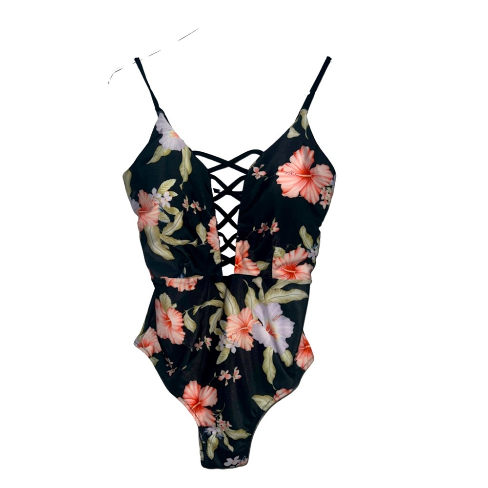 One piece swim suit